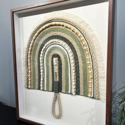 Quadro Artesanal Cocar Arco Verde Oliva Sem Vidro 60x80cm